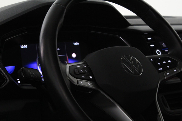 Volkswagen T-Cross 1.0 TSI Life > Achteruitrijcamera/All season banden/Navigatie...