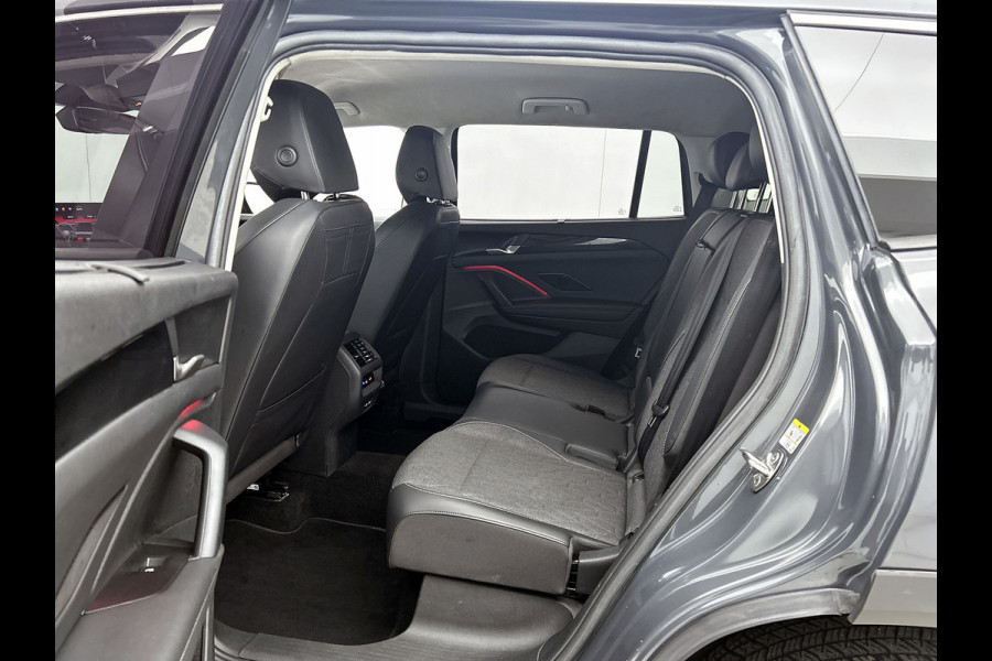 Volkswagen Tayron 1.5 eHybrid Life Edition(Fabrieksgarantie, NL-auto, Carplay/ Android, Camera, Navi, Lane Assist, Adapt CRs, Etc)