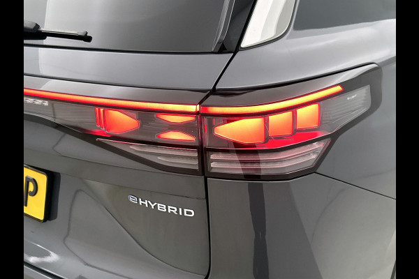 Volkswagen Tayron 1.5 eHybrid Life Edition(Fabrieksgarantie, NL-auto, Carplay/ Android, Camera, Navi, Lane Assist, Adapt CRs, Etc)