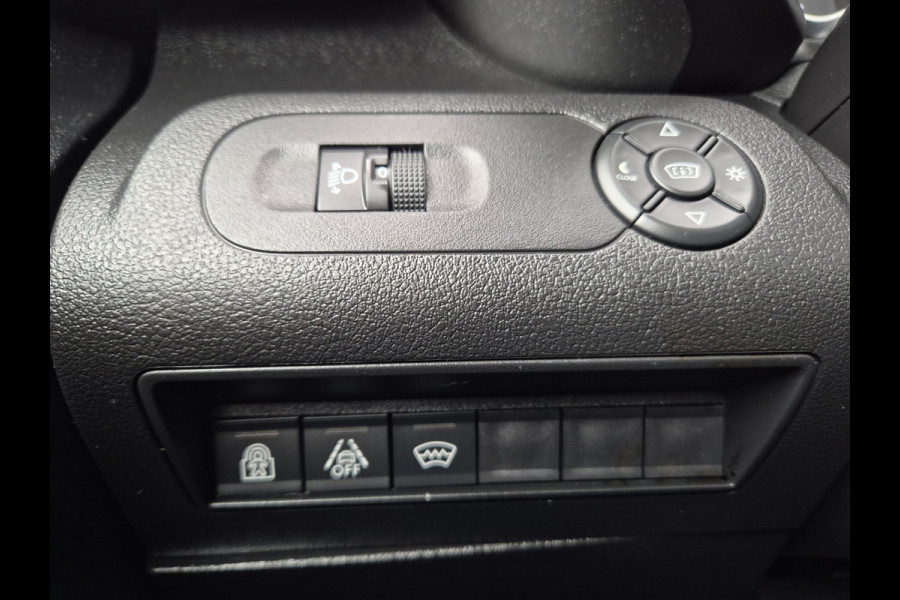 Citroën Berlingo 1.2 PureTech Shine Automaat,Panorama,camera,Navigatie/Carplay/Android,Trekhaak,Stoelverwarming,Cruisecontrol