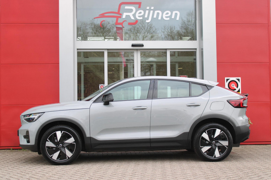 Volvo C40 Single Motor Core 238PK 69 kWh | PANORAMADAK | STOEL / STUUR VERWARMING | DODEHOEKDETECTIE | ACHTERUITRIJCAMERA | NAVIGATIE | APPLE-CARPLAY / ANDROID-AUTO | CRUISE CONTROL | KEYLESS START | DRAADLOZE TELEFOONLADER | PARKEERSENSOREN VOOR / ACHTER |