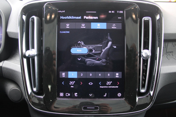 Volvo C40 Single Motor Core 238PK 69 kWh | PANORAMADAK | STOEL / STUUR VERWARMING | DODEHOEKDETECTIE | ACHTERUITRIJCAMERA | NAVIGATIE | APPLE-CARPLAY / ANDROID-AUTO | CRUISE CONTROL | KEYLESS START | DRAADLOZE TELEFOONLADER | PARKEERSENSOREN VOOR / ACHTER |