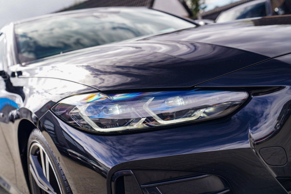 BMW 4 Serie Coupé 430i High Executive | M-pakket | Schuifdak | Harman/Kardon | BMW Laserlicht | Head up Display | Memory stoelen