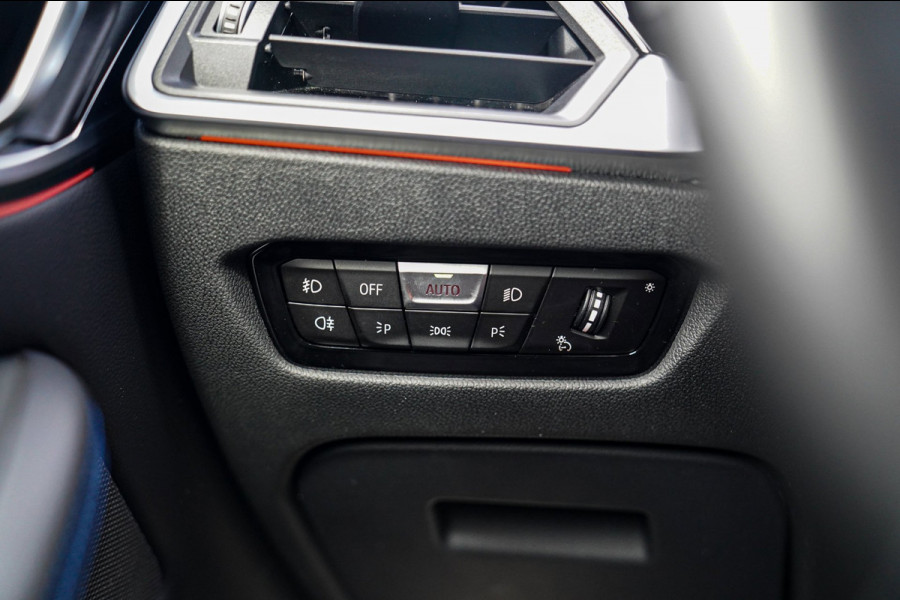 BMW 4 Serie Coupé 430i High Executive | M-pakket | Schuifdak | Harman/Kardon | BMW Laserlicht | Head up Display | Memory stoelen