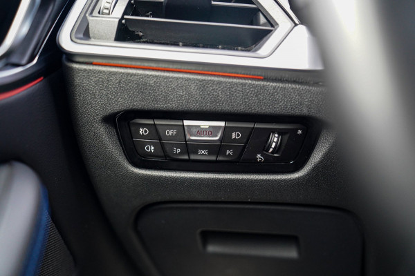 BMW 4 Serie Coupé 430i High Executive | M-pakket | Schuifdak | Harman/Kardon | BMW Laserlicht | Head up Display | Memory stoelen