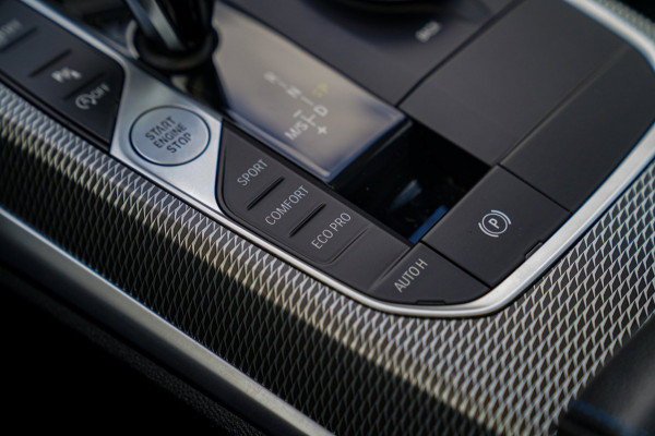 BMW 4 Serie Coupé 430i High Executive | M-pakket | Schuifdak | Harman/Kardon | BMW Laserlicht | Head up Display | Memory stoelen