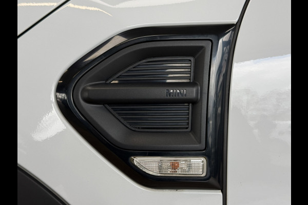 MINI Countryman 1.5 One Pepper Stoelverwarming | Carplay | Cruise | Navi | PDC | Keyless | Led | Sportstoelen | 18"