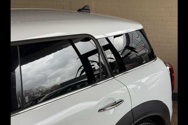 MINI Countryman 1.5 One Pepper Stoelverwarming | Carplay | Cruise | Navi | PDC | Keyless | Led | Sportstoelen | 18"