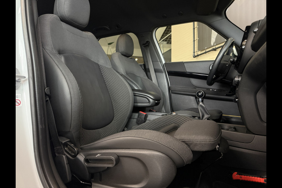 MINI Countryman 1.5 One Pepper Stoelverwarming | Carplay | Cruise | Navi | PDC | Keyless | Led | Sportstoelen | 18"