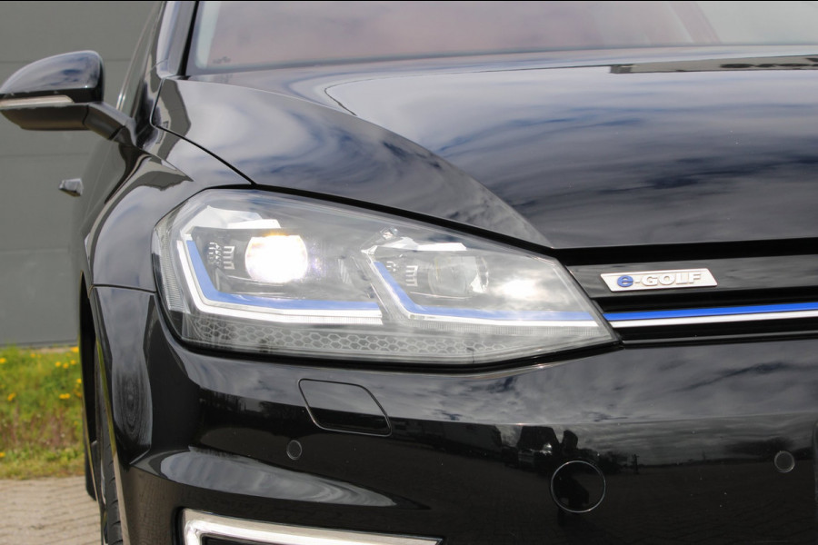 Volkswagen e-Golf E-DITION Carplay AdaptiveCruise Stoelverwarming VirtualCockpit Camera