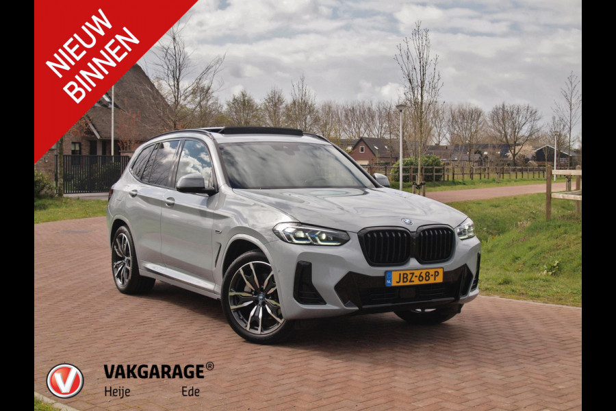 BMW X3 xDrive30e High Executive | M-pakket | Panoramadak | Trekhaak | Sfeerverlichting | Head-Up Display|  360 Camera | Led Laser |
