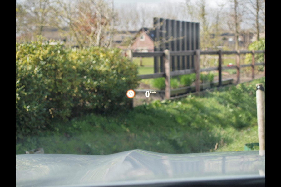 BMW X3 xDrive30e High Executive | M-pakket | Panoramadak | Trekhaak | Sfeerverlichting | Head-Up Display|  360 Camera | Led Laser |