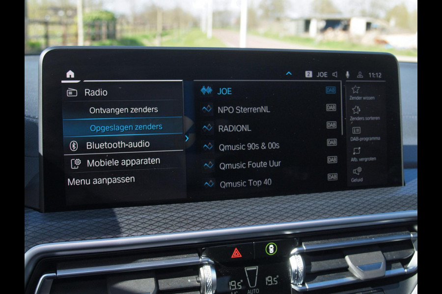 BMW X3 xDrive30e High Executive | M-pakket | Panoramadak | Trekhaak | Sfeerverlichting | Head-Up Display|  360 Camera | Led Laser |