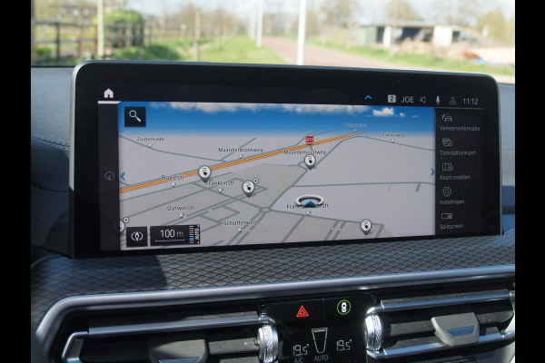 BMW X3 xDrive30e High Executive | M-pakket | Panoramadak | Trekhaak | Sfeerverlichting | Head-Up Display|  360 Camera | Led Laser |