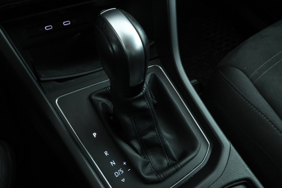 Volkswagen Touran 2.0 TDI Comfortline apple carplay, stoelverw. climate,