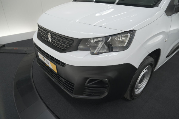 Peugeot Partner 1.5 BlueHDi 100 S&S L1 | Trekhaak | Apple Carplay | Laadruimte Pakket | 3 Zitplaatsen