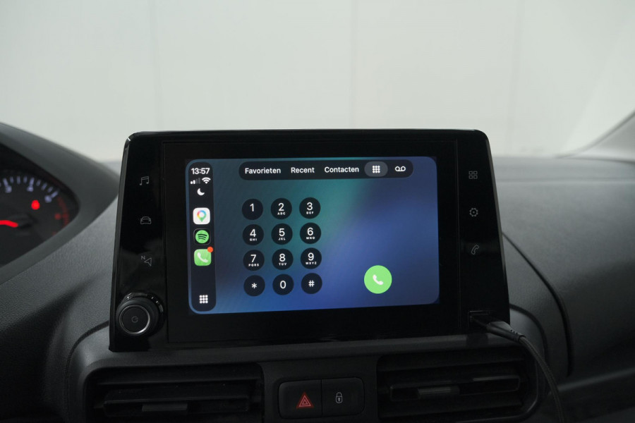 Peugeot Partner 1.5 BlueHDi 100 S&S L1 | Trekhaak | Apple Carplay | Laadruimte Pakket | 3 Zitplaatsen