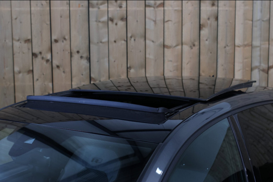 Volkswagen Golf 1.4 TSI 3X R-Line *Pano*Virtual*DSG*Keyless*