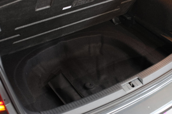 Volkswagen Golf 1.4 TSI 3X R-Line *Pano*Virtual*DSG*Keyless*