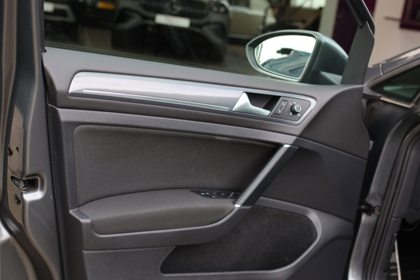 Volkswagen Golf 1.4 TSI 3X R-Line *Pano*Virtual*DSG*Keyless*