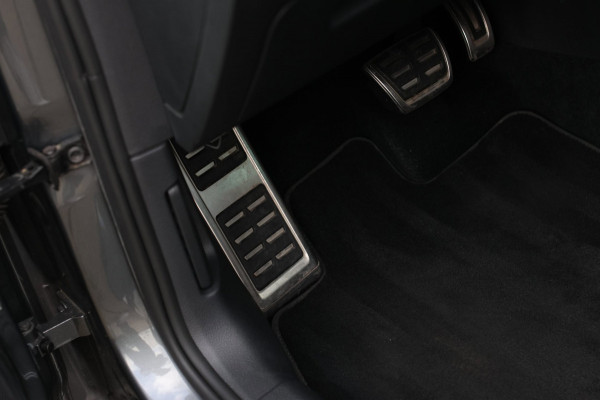 Volkswagen Golf 1.4 TSI 3X R-Line *Pano*Virtual*DSG*Keyless*