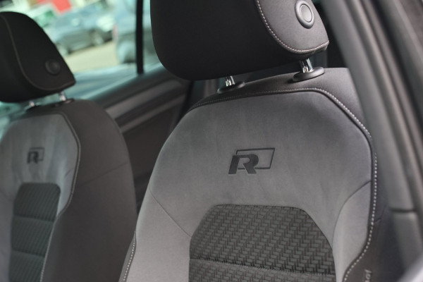 Volkswagen Golf 1.4 TSI 3X R-Line *Pano*Virtual*DSG*Keyless*