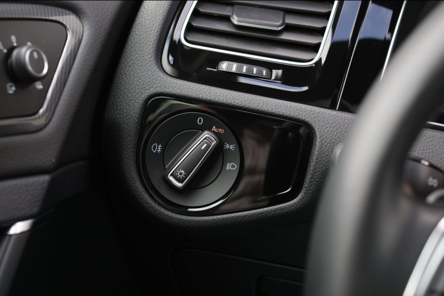 Volkswagen Golf 1.4 TSI 3X R-Line *Pano*Virtual*DSG*Keyless*