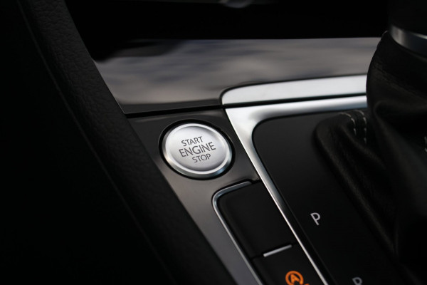 Volkswagen Golf 1.4 TSI 3X R-Line *Pano*Virtual*DSG*Keyless*