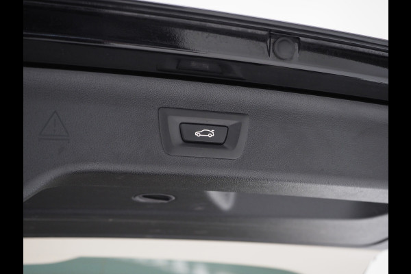 BMW 5 Serie Touring 530e xDrive | Leder | Trekhaak | HUD | Camera | Memory | Stoelkoeling | DAB | Carplay