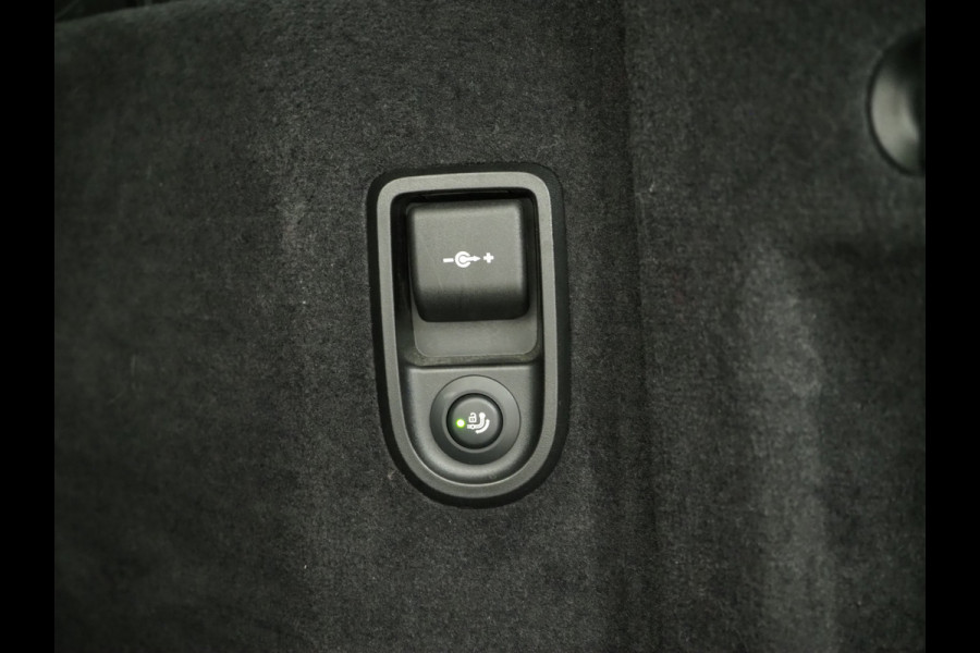 BMW 5 Serie Touring 530e xDrive | Leder | Trekhaak | HUD | Camera | Memory | Stoelkoeling | DAB | Carplay