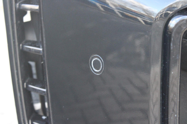 BMW X5 xDrive50e 490PK M-SPORT | PANORAMA SCHUIF/KANTEL DAK "SKY LOUNGE" | COMFORT STOELEN ELEKTRISCH VERSTELBAAR MET GEHEUGENFUNCTIE EN VERWARMBAAR VOOR EN ACHTER | LEDEREN BEKLEDING BMW INDIVIDUAL ZWART | EDELHOUT INTERIEURLIJSTEN | RIJASSISTENT-SYSTEEM DRIVING ASSISTANT PROFFESIONAL MET O.A. DODEHOEK DETECTIE EN ADAPTIVE CRUISE CONTROL | TRAVEL PAKKET | INNOVATIE-PAKKET: PARKEERASSISTENT-PAKKET PROFESSIONAL/ADAPTIEVE LED KOPLAMPEN/HARMAN/KARDON AUDIO SYSTEM/BMW LIVE PROFESSIONAL/RIJASSISTEN-SYSTEEM BMW GESTURE CONTROL/RIJSTROOK ASSISTENT/RIJSTROOKWISSEL ASSISTENT/BOTSWAARS