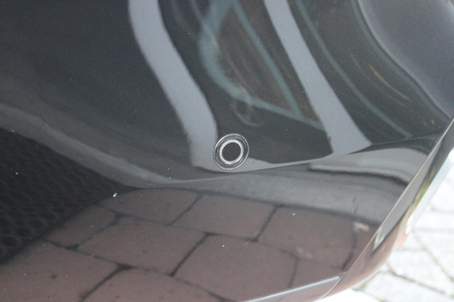 BMW X5 xDrive50e 490PK M-SPORT | PANORAMA SCHUIF/KANTEL DAK "SKY LOUNGE" | COMFORT STOELEN ELEKTRISCH VERSTELBAAR MET GEHEUGENFUNCTIE EN VERWARMBAAR VOOR EN ACHTER | LEDEREN BEKLEDING BMW INDIVIDUAL ZWART | EDELHOUT INTERIEURLIJSTEN | RIJASSISTENT-SYSTEEM DRIVING ASSISTANT PROFFESIONAL MET O.A. DODEHOEK DETECTIE EN ADAPTIVE CRUISE CONTROL | TRAVEL PAKKET | INNOVATIE-PAKKET: PARKEERASSISTENT-PAKKET PROFESSIONAL/ADAPTIEVE LED KOPLAMPEN/HARMAN/KARDON AUDIO SYSTEM/BMW LIVE PROFESSIONAL/RIJASSISTEN-SYSTEEM BMW GESTURE CONTROL/RIJSTROOK ASSISTENT/RIJSTROOKWISSEL ASSISTENT/BOTSWAARS