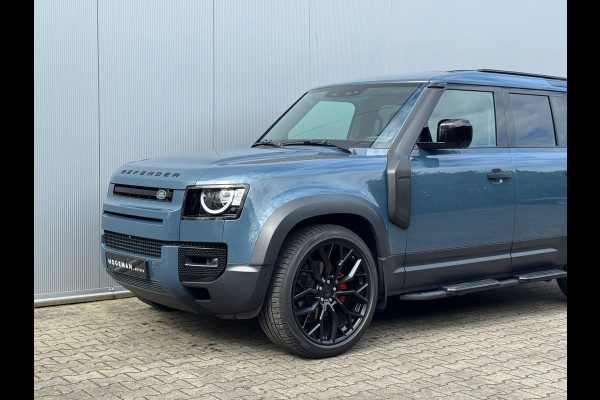 Land Rover Defender 110 P300 110 X-DYNAMIC LEDER LUCHTVERING PANORAMADAK URBAN