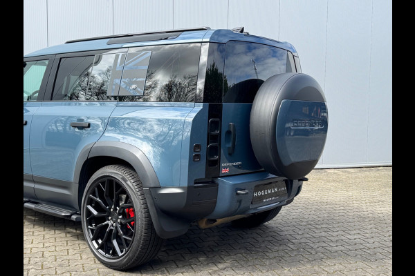 Land Rover Defender 110 P300 110 X-DYNAMIC LEDER LUCHTVERING PANORAMADAK URBAN