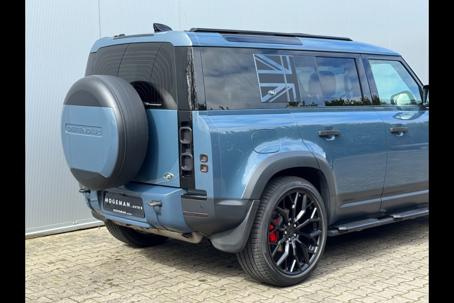 Land Rover Defender 110 P300 110 X-DYNAMIC LEDER LUCHTVERING PANORAMADAK URBAN
