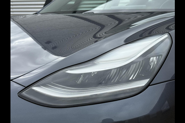 Tesla Model 3 Standard RWD Plus 60 kWh 1e Eigenaar|AutoPilot|Navi|Clima|Cruise|Pano|Stoel verw|N.A.P|APK tot 12-2027