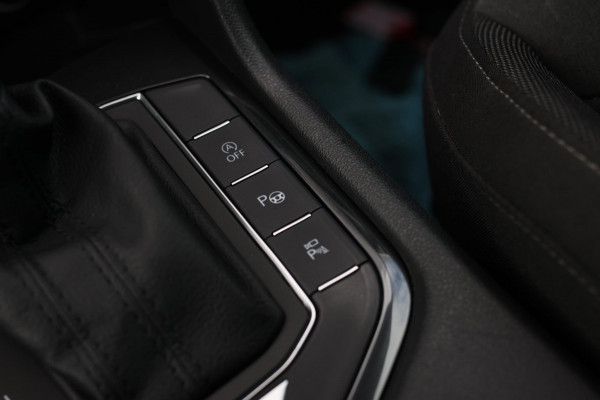 Volkswagen Tiguan Allspace 2.0 TSI 4Motion Highline 7p. *360 Camera*Head-Up*Trekhaak*Led*