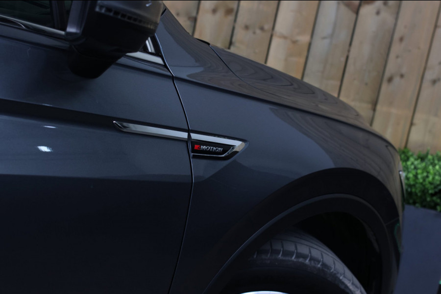 Volkswagen Tiguan Allspace 2.0 TSI 4Motion Highline 7p. *360 Camera*Head-Up*Trekhaak*Led*