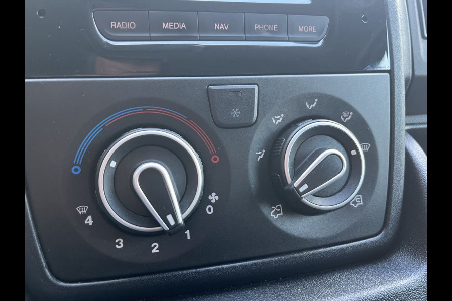 Peugeot Boxer 335 2.0 BlueHDI L2H2 Pro Lease €287 p/m, Imperiaal, Inrichting, Airco, Camera, PDC, Cruise controle, Onderhoudshistorie aanwezig