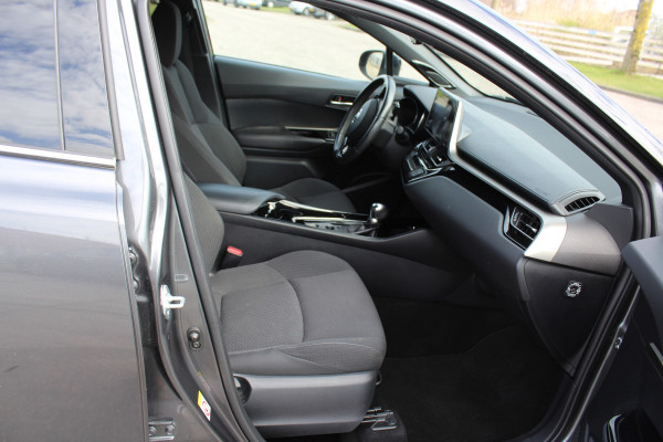 Toyota C-HR 1.8 Hybrid Style rijklaar prijs CAMERA VERWARMBARE STOELEN CLIMA