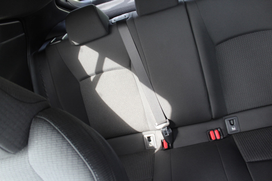 Toyota C-HR 1.8 Hybrid Style rijklaar prijs CAMERA VERWARMBARE STOELEN CLIMA