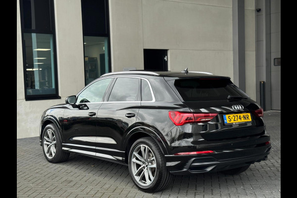 Audi Q3 35 TFSI S LINE edition one, panoramadak, stoelverwarming, digitaal cockpit , dealer onderhouden