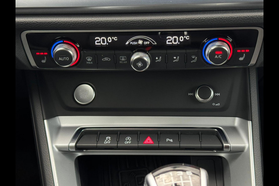 Audi Q3 35 TFSI S LINE edition one, panoramadak, stoelverwarming, digitaal cockpit , dealer onderhouden