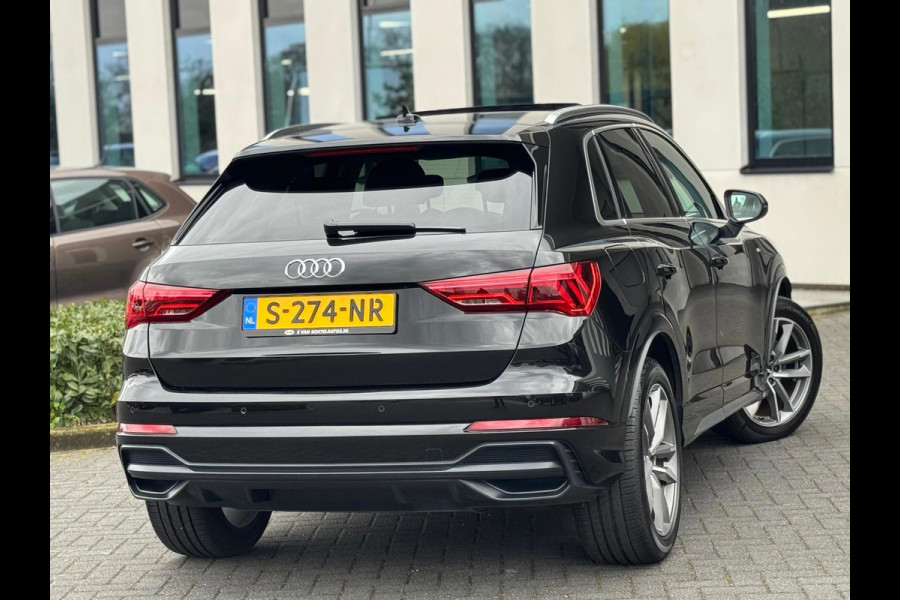 Audi Q3 35 TFSI S LINE edition one, panoramadak, stoelverwarming, digitaal cockpit , dealer onderhouden