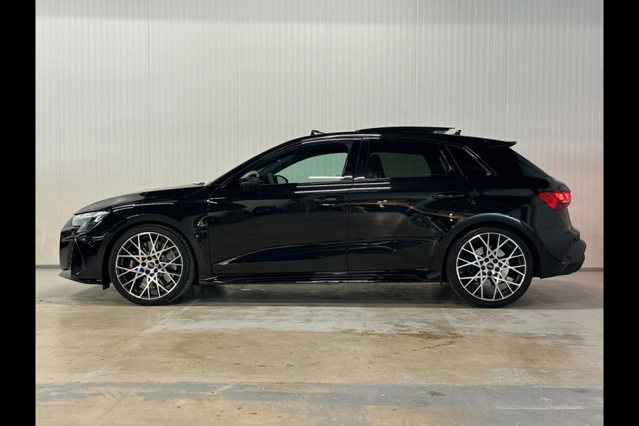 Audi RS3 Sportback 2.5 TFSI RS 3 quattro | FACELIFT | HUD | SONOS | KUIPSTOELEN | FULL OPTIONS