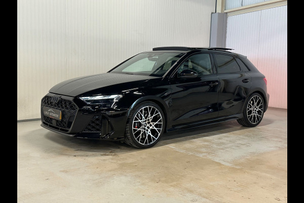 Audi RS3 Sportback 2.5 TFSI RS 3 quattro | FACELIFT | HUD | SONOS | KUIPSTOELEN | FULL OPTIONS