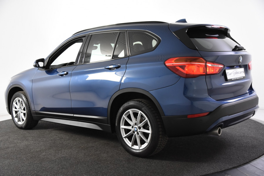 BMW X1 sDrive18i *1ste Eigenaar*Leer*Panoramadak*Navigatie*