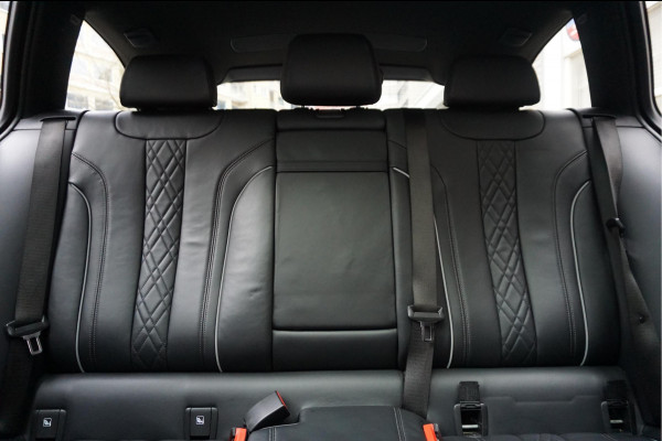 BMW 5 Serie Touring 530i High Executive Sport Line | PANO * HUD * Sfeerverlichting * Adaptive + Lane * Wegklapbare trekhaak * Comfortzetels * BMW onderhouden *