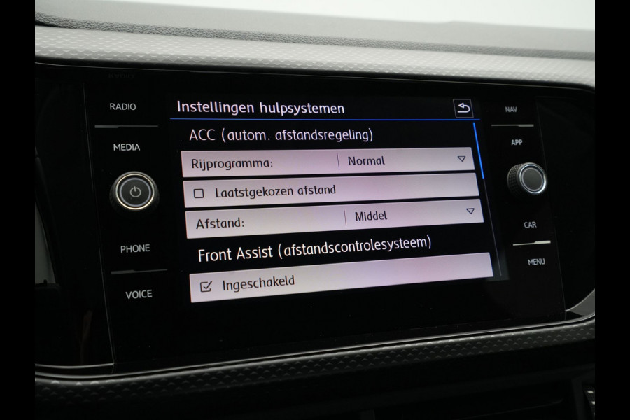 Volkswagen T-Cross 1.0 TSI 95pk Life Navigatie Carplay Pdc Acc Sideassist