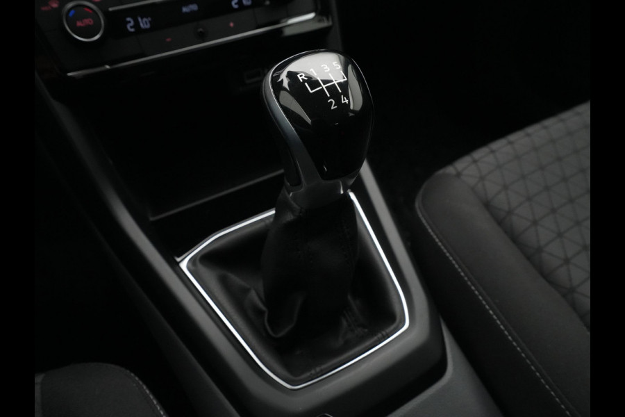 Volkswagen T-Cross 1.0 TSI 95pk Life Navigatie Carplay Pdc Acc Sideassist